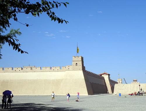 1.5嘉峪关城墙.jpg